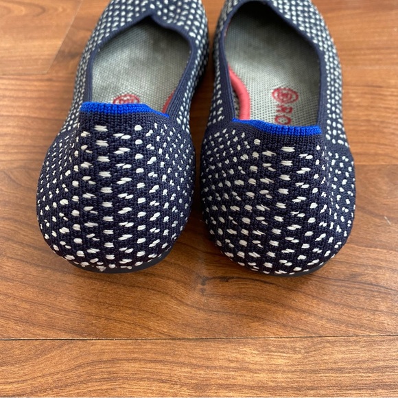 Rothy’s The Flat Round Toe Navy and White Polka Dot - Picture 5 of 7